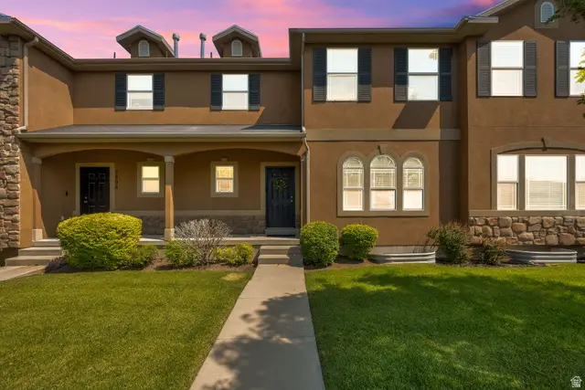 7902 S Dove Creek Ln W, West Jordan, UT 84081 - #1