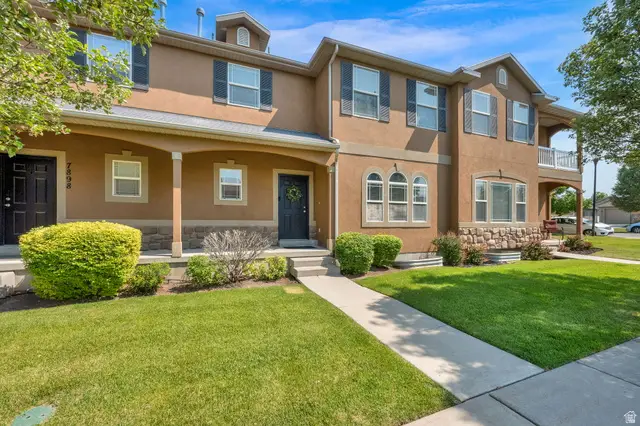 7902 S Dove Creek Ln W, West Jordan, UT 84081 - #3