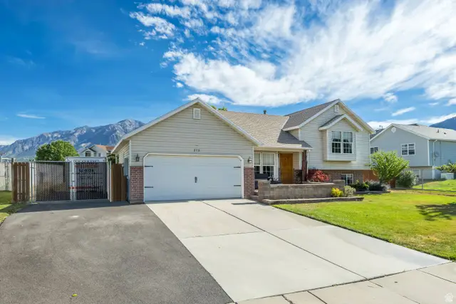 272 E 1150 N, Harrisville, UT 84404 - #1