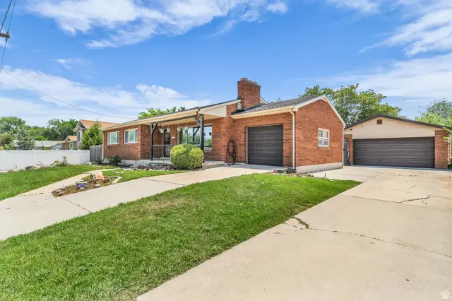 6207 W 3500 S, West Valley City, UT 84128 - #2