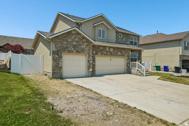 8224 S Oak Vista Dr, West Jordan, UT 84081 - #2