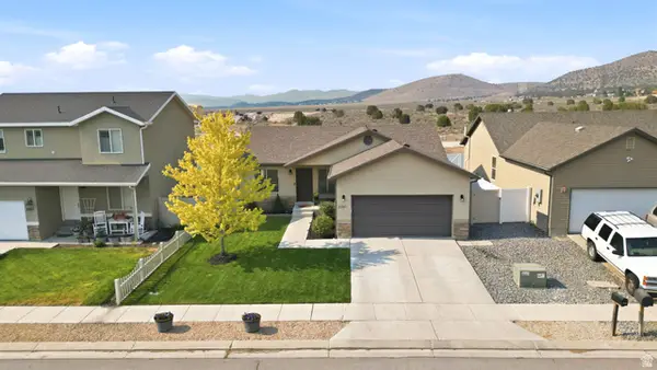 2361 E Ox Yoke Dr, Eagle Mountain, UT 84005