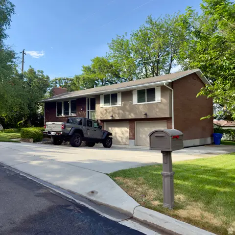 236 E Oak Ln S, Farmington, UT 84025 - #1