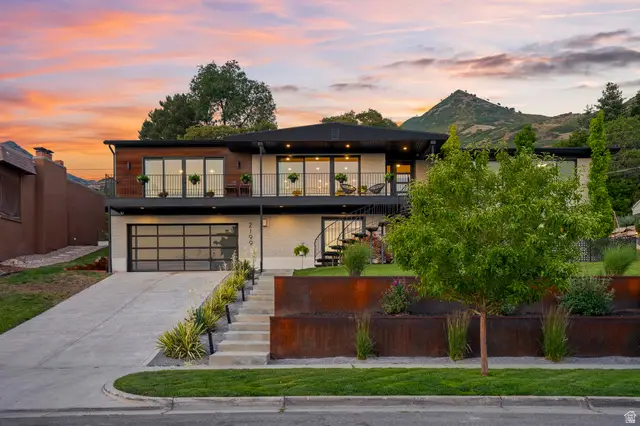 2199 S Scenic Dr, Salt Lake City, UT 84109 - #2