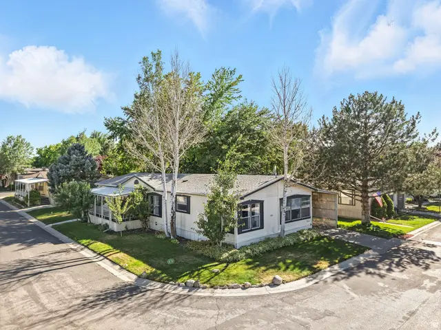 264 E Jordan View Dr #157, Sandy, UT 84070 - #1