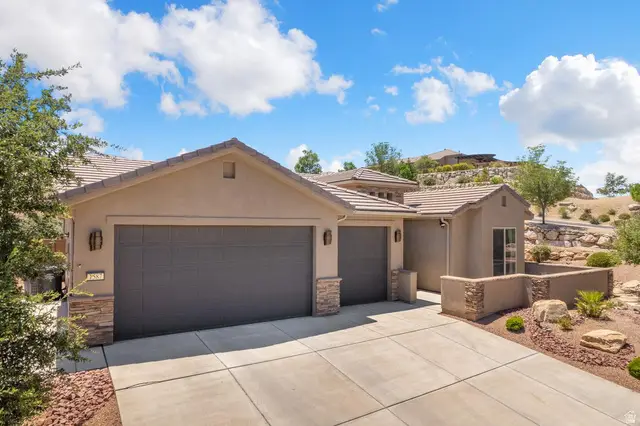 1587 W Whitestone Dr, Saint George, UT 84790 - #1