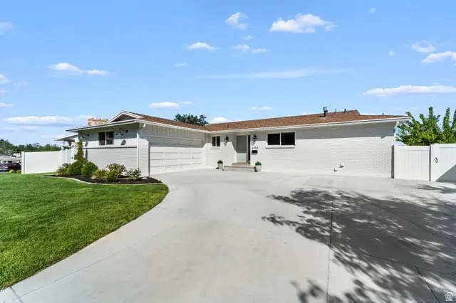 2353 E Cinnabar Ln S, Cottonwood Heights, UT 84121 - #2