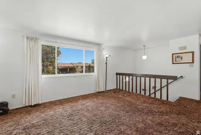 572 W 1680 N, Clinton, UT 84015 - #3