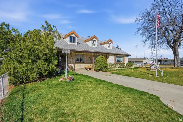 10106 S Peony Way, Sandy, UT 84094 - #2