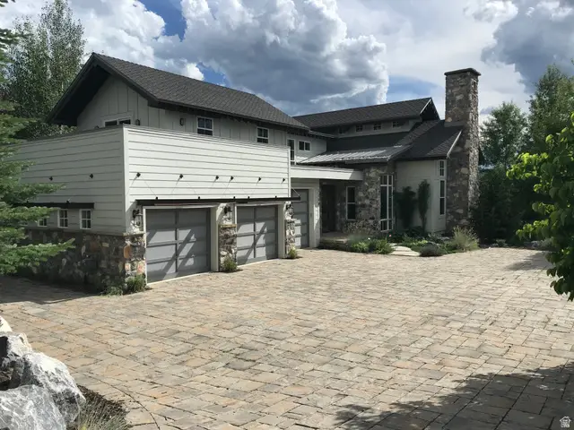 3268 E Lindsay Spring Cir, Heber City, UT 84032 - #1