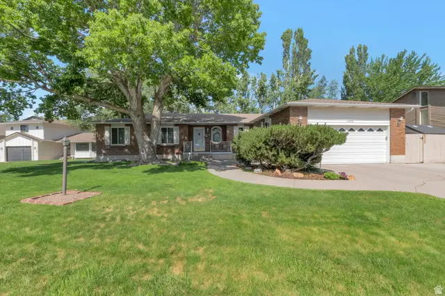 11072 S Windy Peak Ridge Dr E #32, Sandy, UT 84094 - #1