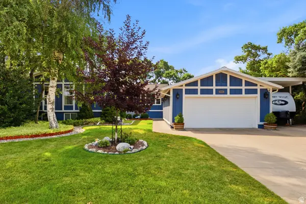 2586 E Country Oaks Dr N, Layton, UT 84040