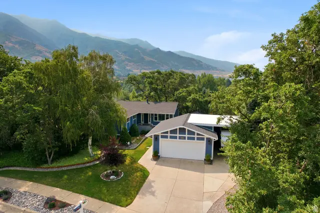 2586 E Country Oaks Dr N, Layton, UT 84040 - #2