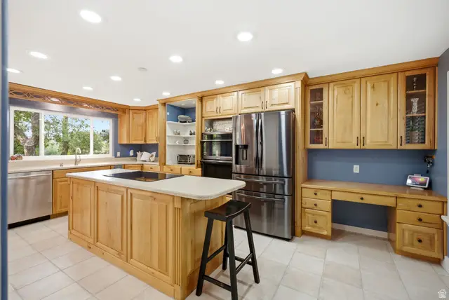 2586 E Country Oaks Dr N, Layton, UT 84040 - #3
