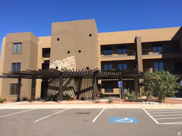 5260 N 5260 W Villas West Dr 3-302 W, Hurricane, UT 84737 - #2