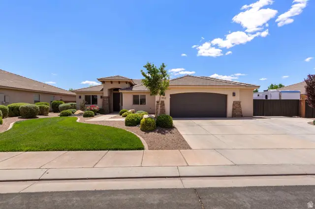 952 E 3800 S, Washington, UT 84780 - #1