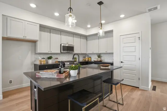 11343 S Lake Run Rd W, South Jordan, UT 84009 - #2