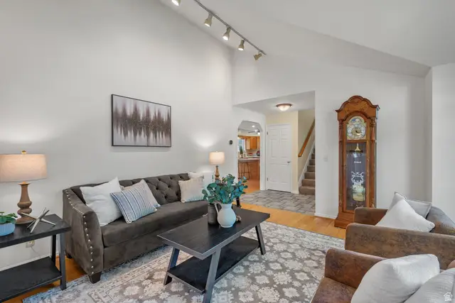 1726 E Wasatch Blvd, Sandy, UT 84092 - #3