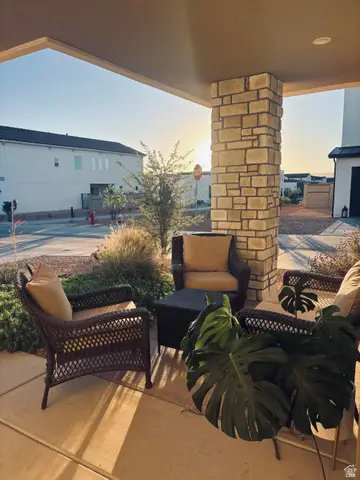629 W Spring Lily Dr, Saint George, UT 84790 - #2