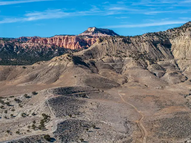 1040 W Under The Rim Rd, Tropic, UT 84776 - #3