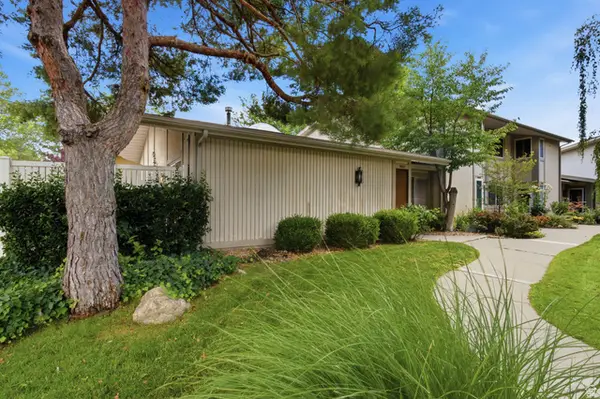 4857 S 1690 E, Holladay, UT 84117