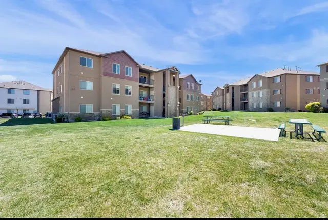 3569 E Rock Creek Rd #G2, Eagle Mountain, UT 84005 - #2