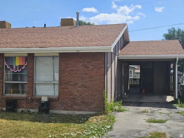 2339 S Derby St W, West Valley City, UT 84119 - #3
