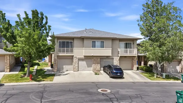 4896 W Aspen Springs Dr, Riverton, UT 84096