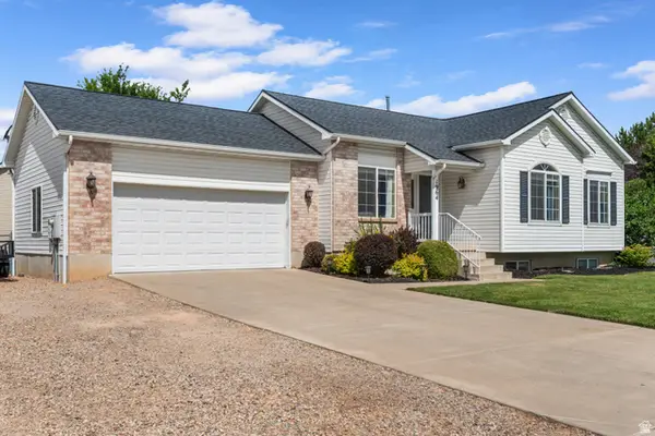 1964 S Dahl Ln, Syracuse, UT 84075