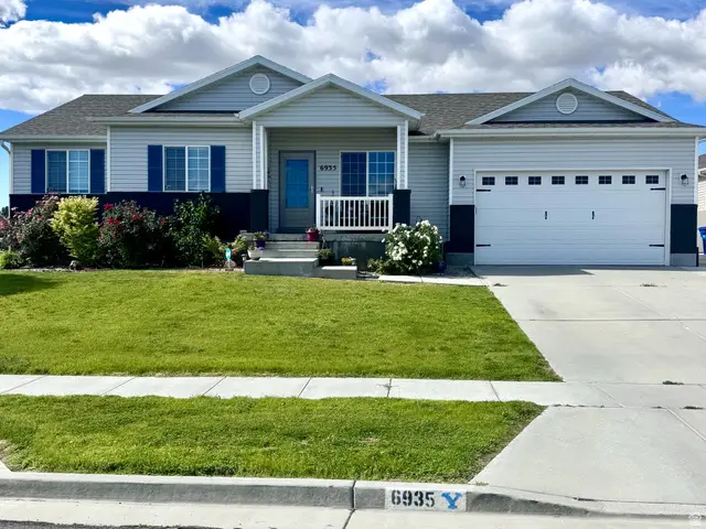 6935 W Dalmation St, West Valley City, UT 84128 - #3