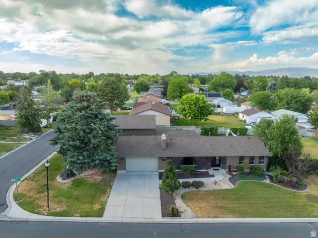2518 W Carson Ln S, West Jordan, UT 84084 - #1