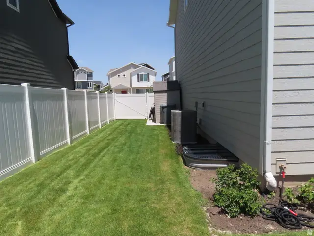 63 E Portico Ln N, Saratoga Springs, UT 84045 - #3