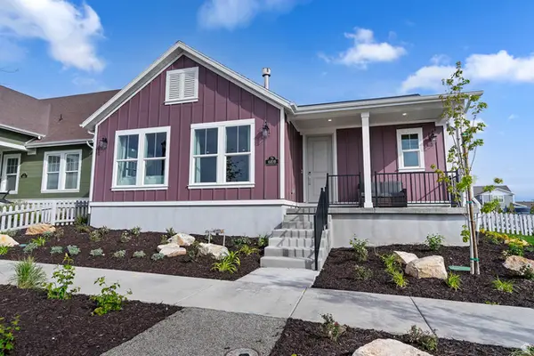 6108 W Sparrow View Dr, South Jordan, UT 84009