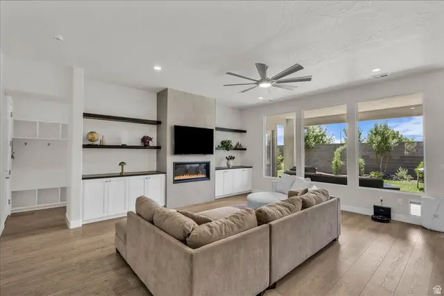 449 W Johann Cir, Washington, UT 84780 - #3