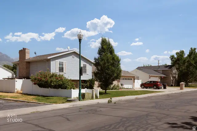 1242 N 200 W, Orem, UT 84057 - #2