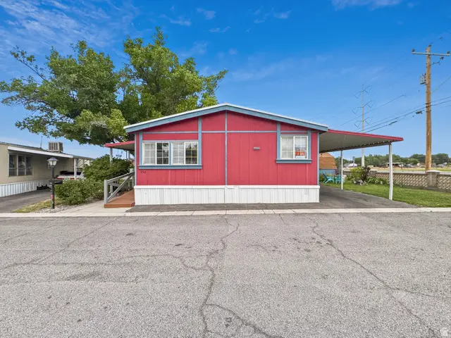 1710 W American Park Dr, West Valley City, UT 84119 - #2