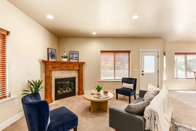 1848 E Rouen Cir, Holladay, UT 84117 - #2