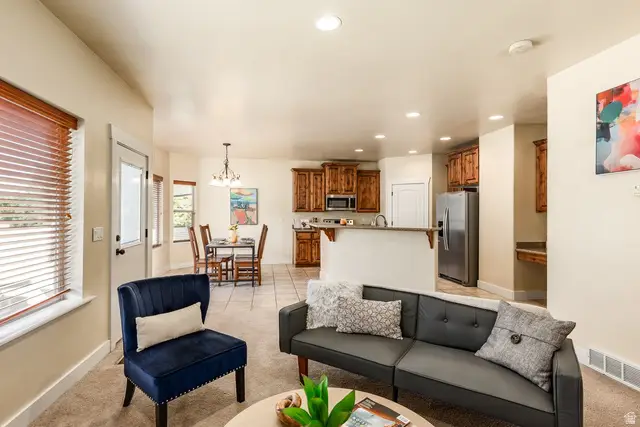 1848 E Rouen Cir, Holladay, UT 84117 - #3