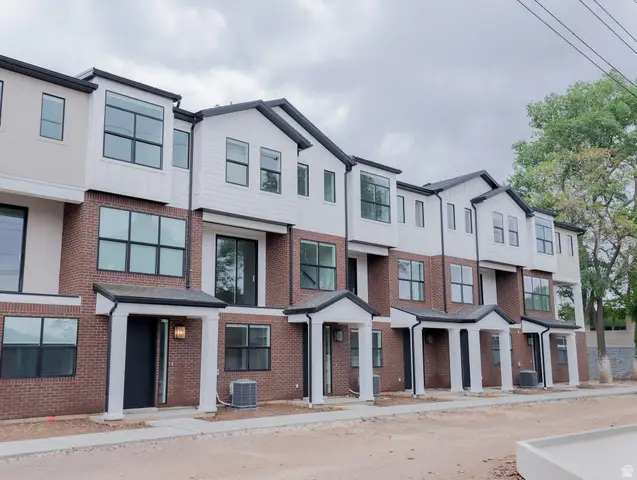 948 E Grape Ivy Way S #102, Millcreek, UT 84106 - #2