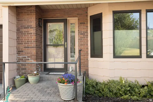 389 E 3350 N, North Ogden, UT 84414 - #3