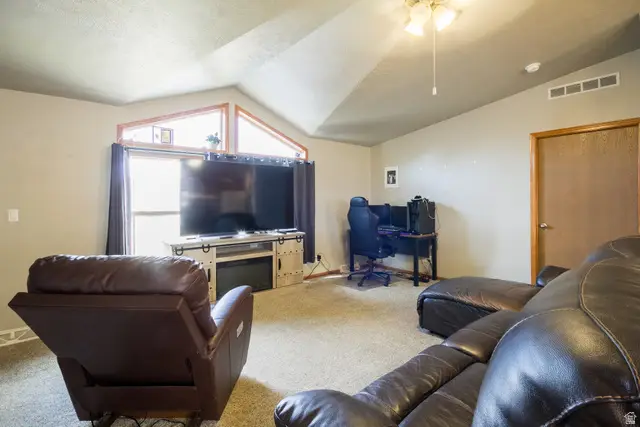 404 W 2100 S, Vernal, UT 84078 - #3