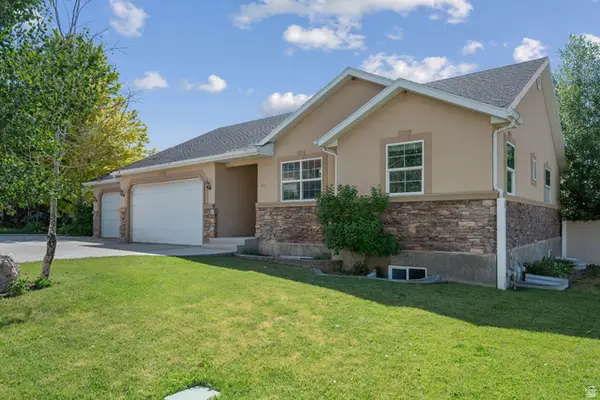 305 N Appleview Dr E, Santaquin, UT 84655