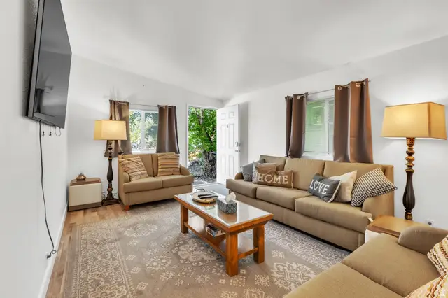 334 S 1000 W, Salt Lake City, UT 84104 - #1