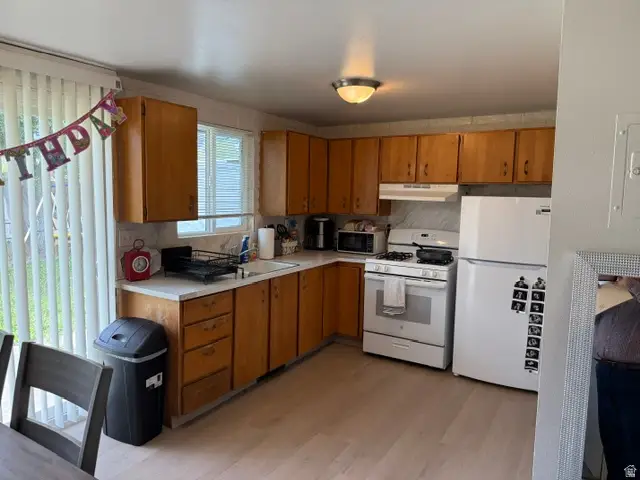940 W 2088 N, Provo, UT 84604 - #3
