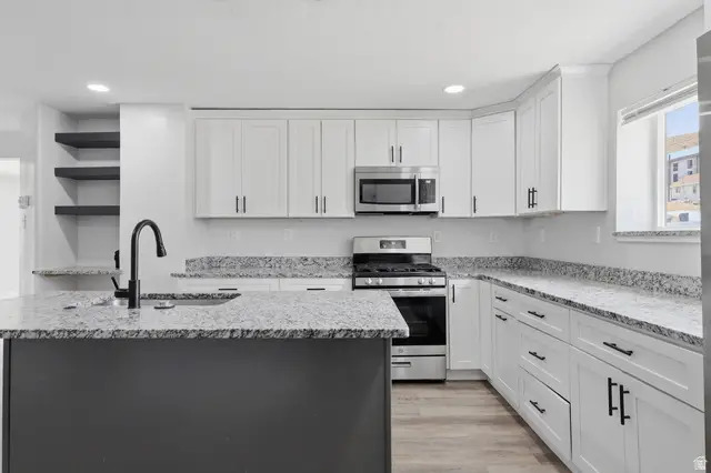 422 S Main St, Tooele, UT 84074 - #2