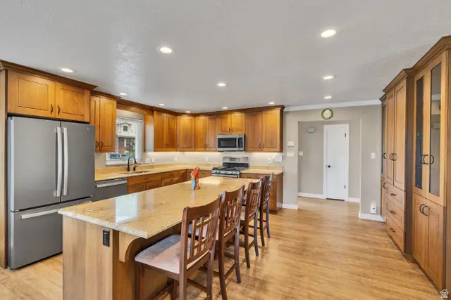 374 E 700 S, Farmington, UT 84025 - #3