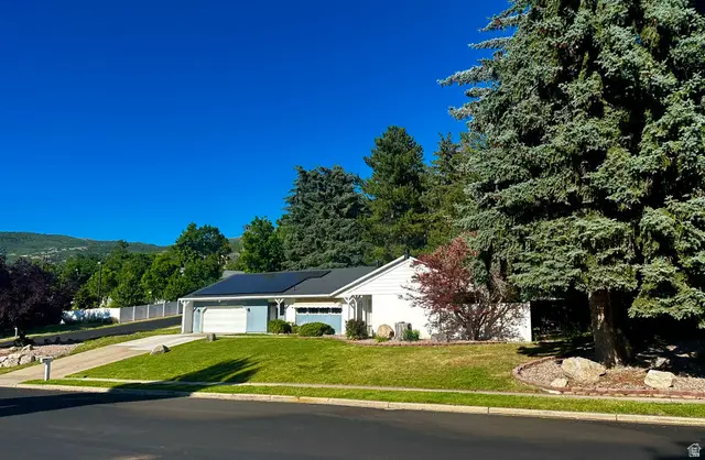 1115 S Canyon Crest Dr E, Bountiful, UT 84010 - #3