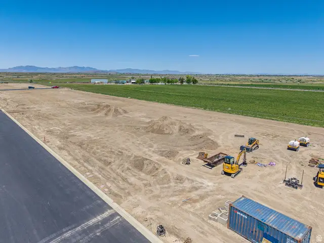 5216 W 3150 S #223, Hooper, UT 84315 - #2