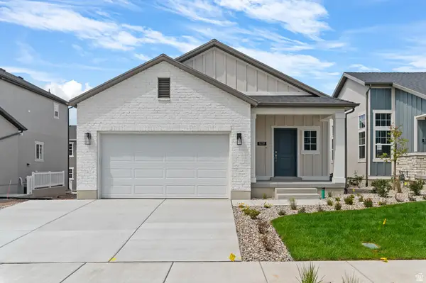 8218 W Diamond Peak Way, Magna, UT 84044