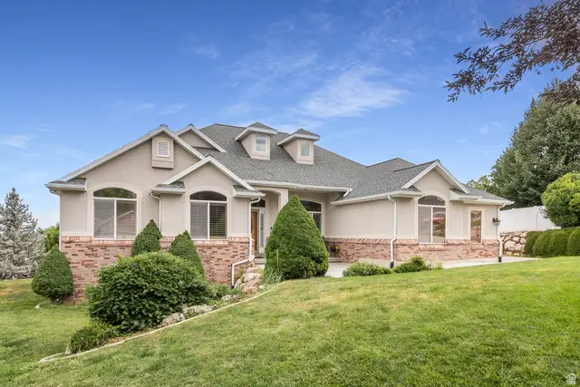 943 Lillywood Ln, North Salt Lake, UT 84054 - #2